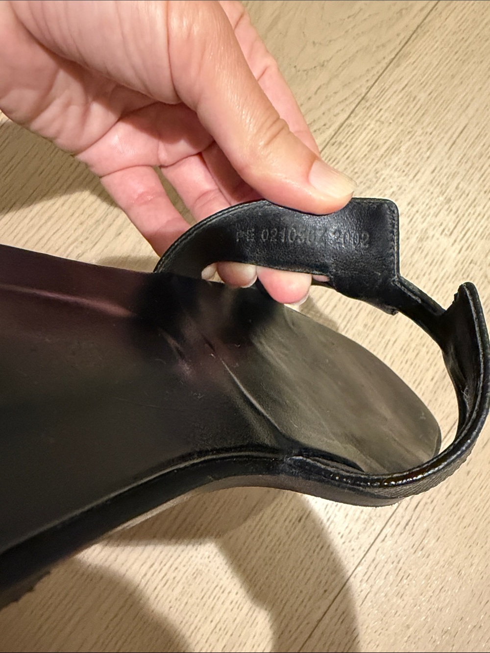 Hermes Black Oran Slide Sandals - Picture 7 of 17